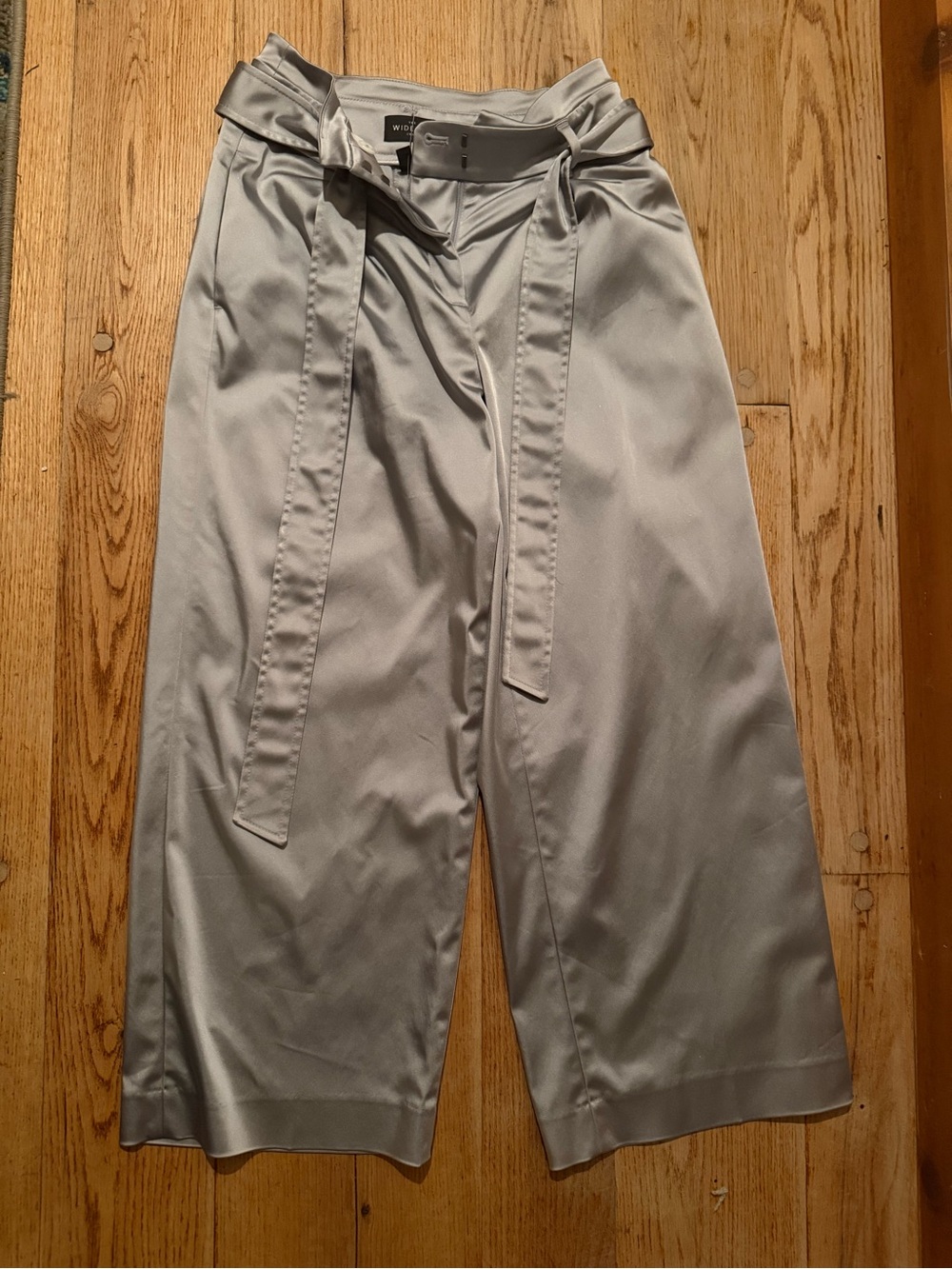 White House Black Market Light Gray Wide-Leg Paperbag Pants with Tie